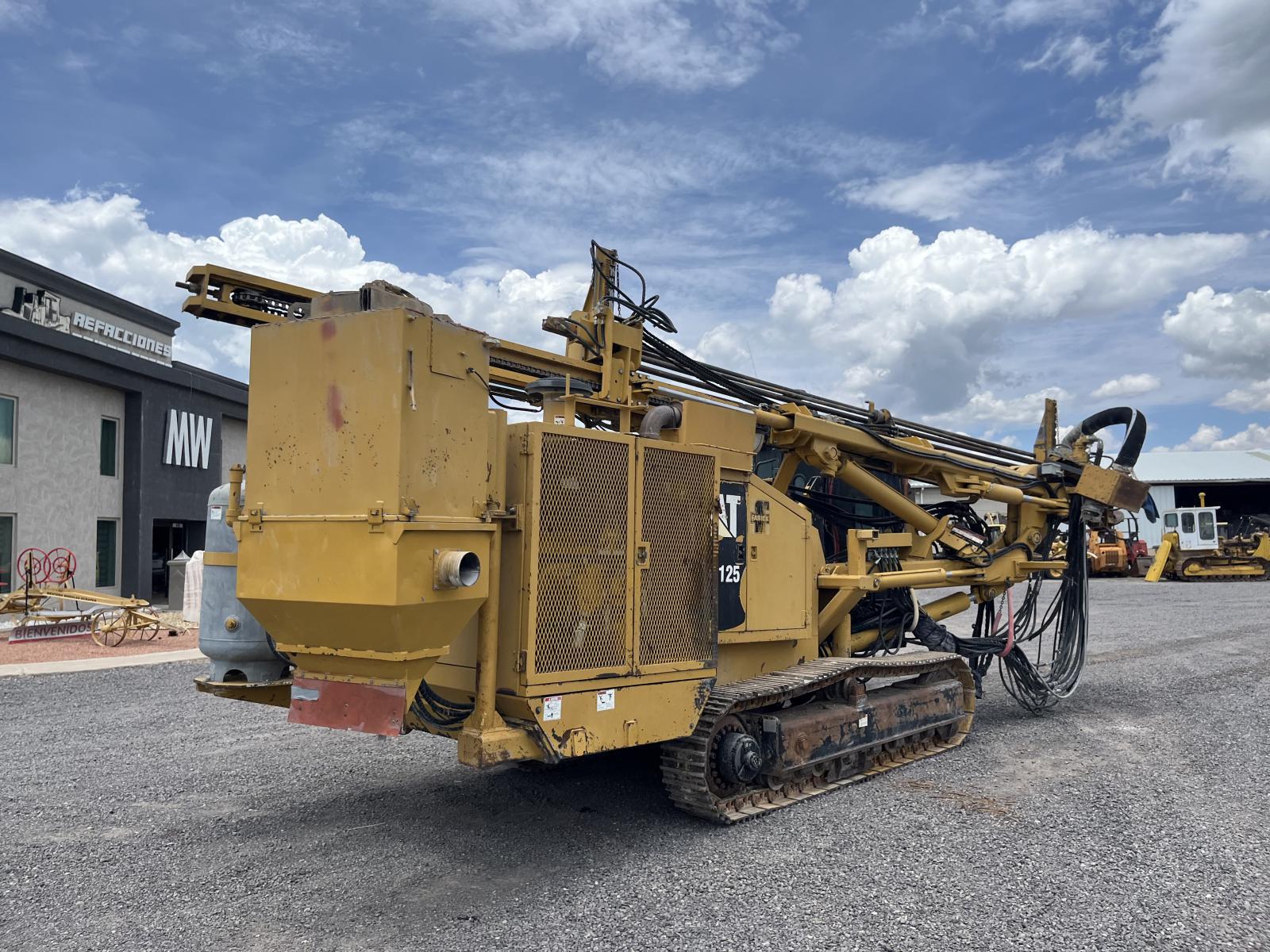 ./imagenes/INVOICE/2019/18195/CATERPILLAR MD5125 (4).JPG